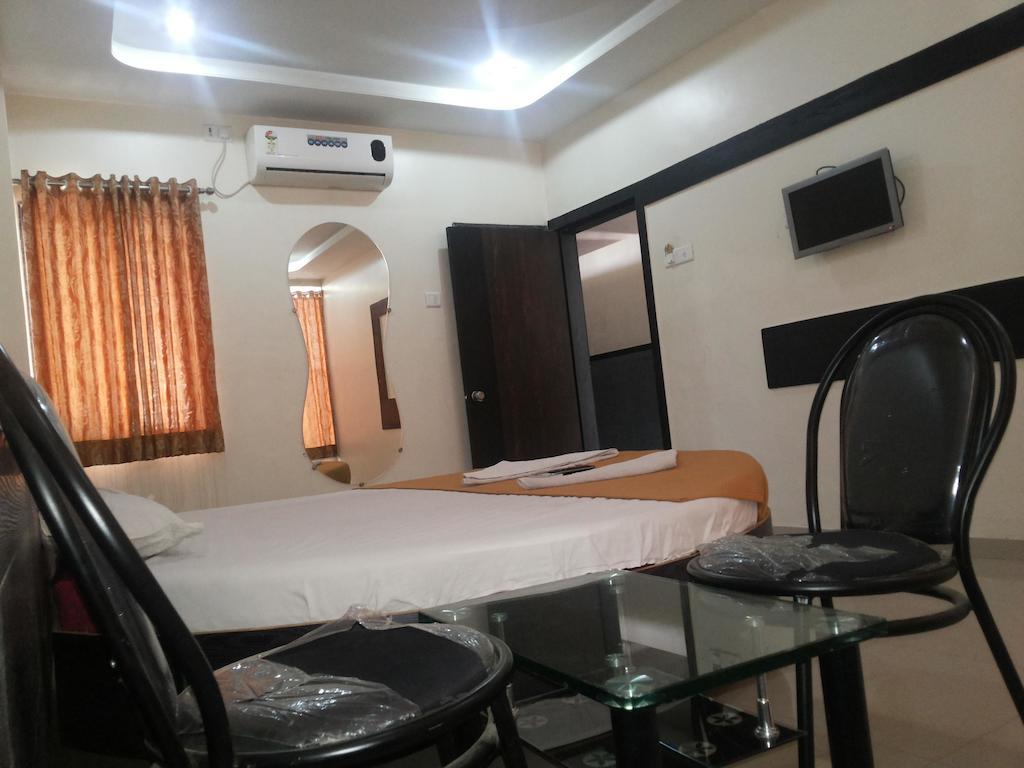 Hotel Sai Galaxy Inn Shirdi Zimmer foto