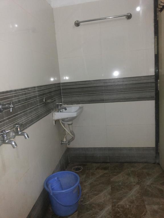 Hotel Sai Galaxy Inn Shirdi Zimmer foto